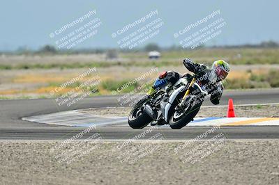 media/Apr-18-2025-TrackDaz (Fri) [[45f5874c44]]/B Group/Session 2 (Turn 7)/